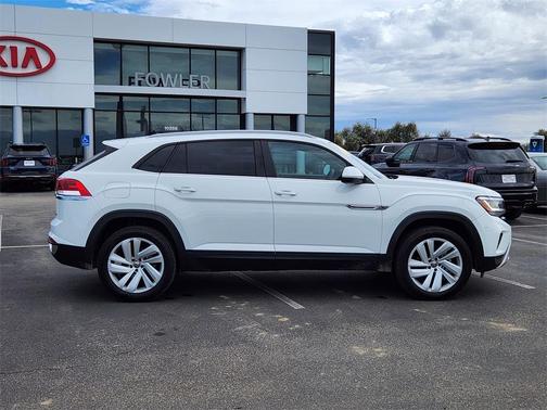 2021 Volkswagen Atlas Cross Sport 2.0T SE w/Technology 4MOTION