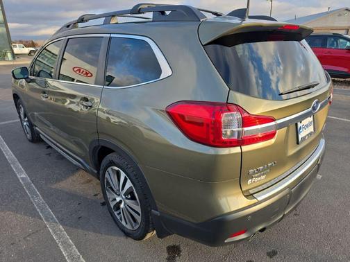 2022 Subaru Ascent Limited 8-Passenger