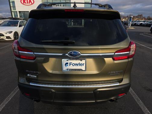 2022 Subaru Ascent Limited 8-Passenger