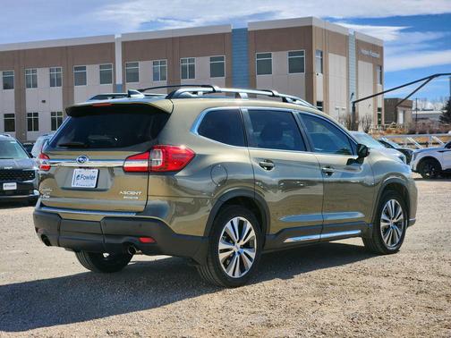 2022 Subaru Ascent Limited 8-Passenger