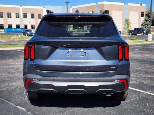 2025 Kia Sorento SX