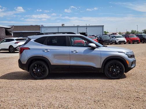 2025 Kia Seltos X-Line