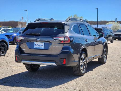 Magnetite Gray Metallic 2021 Subaru Outback Limited