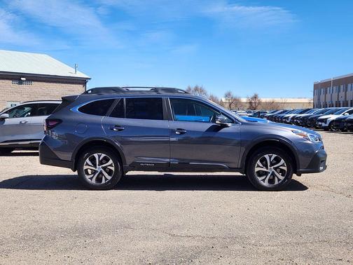 Magnetite Gray Metallic 2021 Subaru Outback Limited