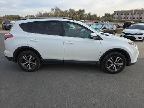 2018 Toyota RAV4 Adventure