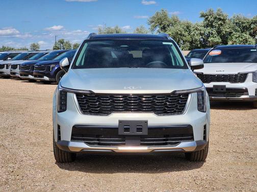 Ivory Silver 2026 Kia Sorento S