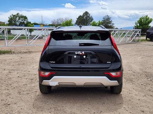 2025 Kia Niro EX