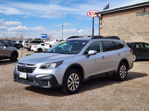 2022 Subaru Outback Premium