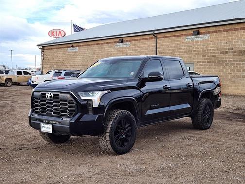 2022 Toyota Tundra SR5