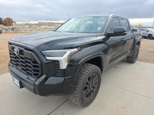 2022 Toyota Tundra SR5