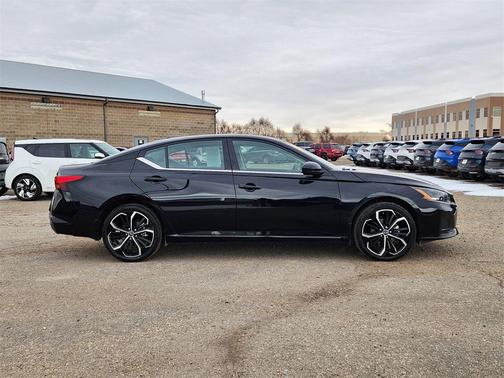 2024 Nissan Altima SR Intelligent AWD
