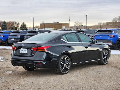 2024 Nissan Altima SR Intelligent AWD