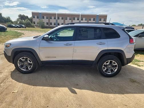 2019 Jeep Cherokee Trailhawk