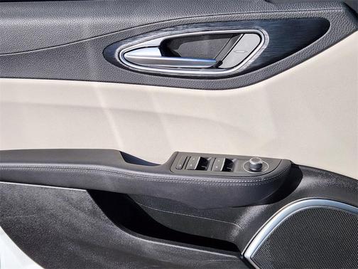 2021 Alfa Romeo Giulia Base