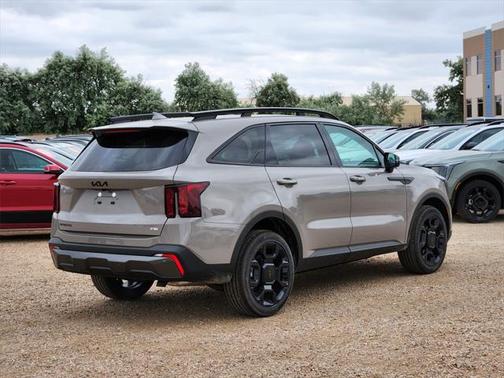 2025 Kia Sorento EX
