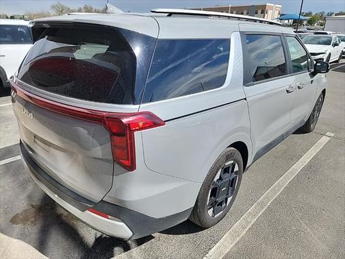 2025 Kia Carnival EX
