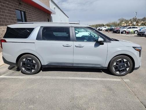 2025 Kia Carnival EX