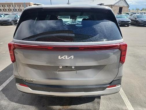2025 Kia Carnival EX