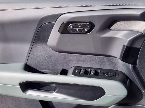 Ebony Black 2027 Kia Telluride X-Line SX