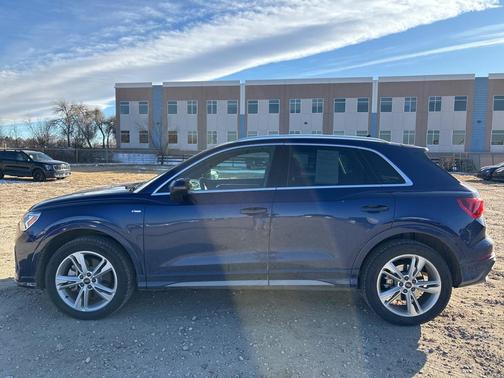 2022 Audi Q3 45 S line Premium Plus