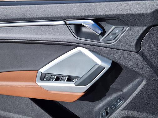 2022 Audi Q3 45 S line Premium Plus