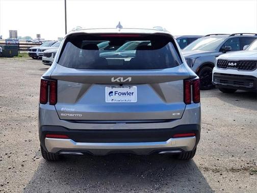 2025 Kia Sorento Hybrid EX