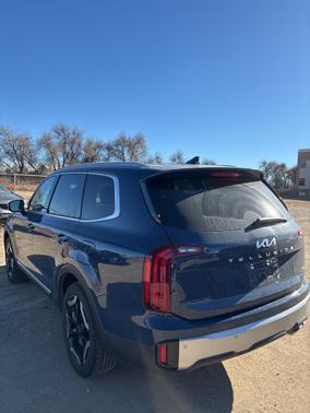 2023 Kia Telluride S