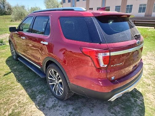 2017 Ford Explorer Platinum