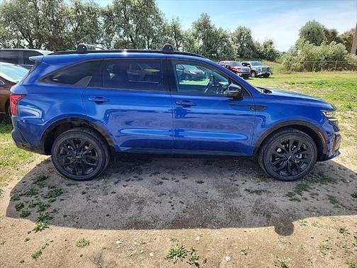 2022 Kia Sorento SX