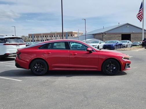 2025 Kia K5 LXS