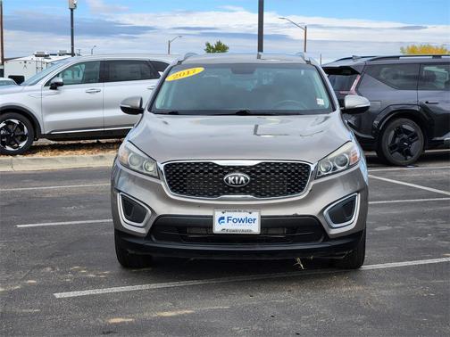 2017 Kia Sorento LX