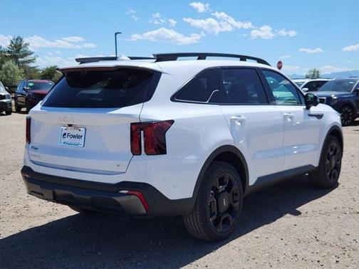 2025 Kia Sorento SX