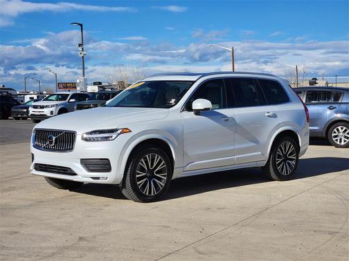 2020 Volvo XC90 T5 Momentum