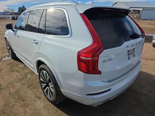 2020 Volvo XC90 T5 Momentum