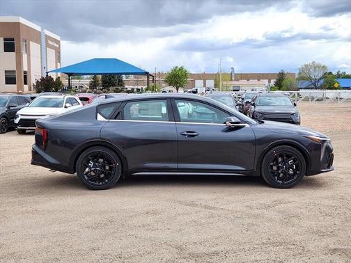 2025 Kia K4 GT-Line Turbo