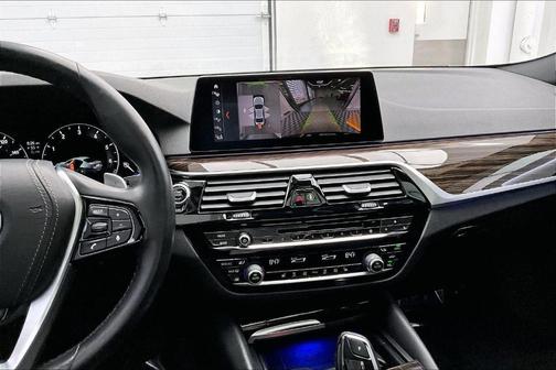 2019 BMW 530 i xDrive