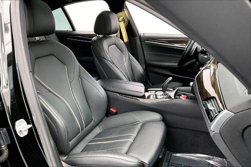 2019 BMW 530 i xDrive