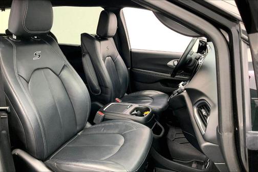 2018 Chrysler Pacifica Touring-L Plus