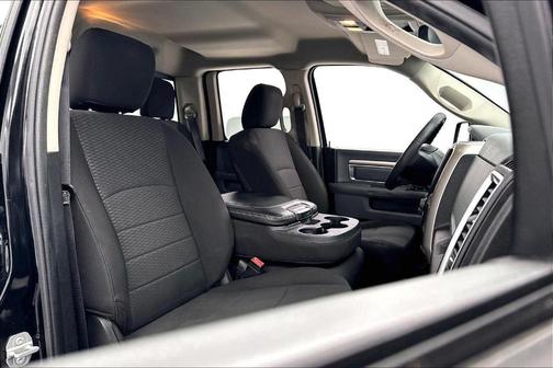 2020 RAM 1500 Classic SLT