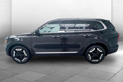 Ebony Black 2024 Kia Telluride S