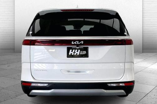 2024 Kia Carnival EX
