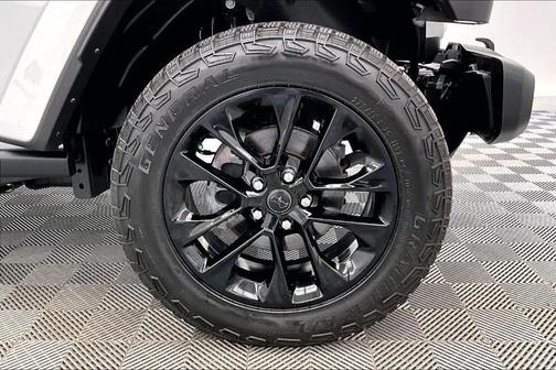 2024 Jeep Gladiator Nighthawk