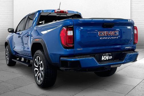 Dynamic Blue Metallic 2024 GMC Canyon AT4