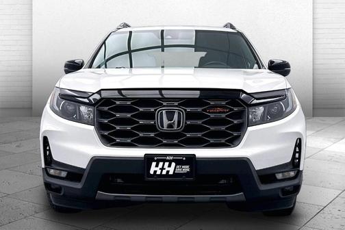 Platinum White Pearl 2022 Honda Passport TrailSport