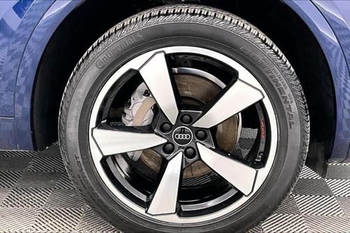 2022 Audi Q5 45 S line Premium Plus