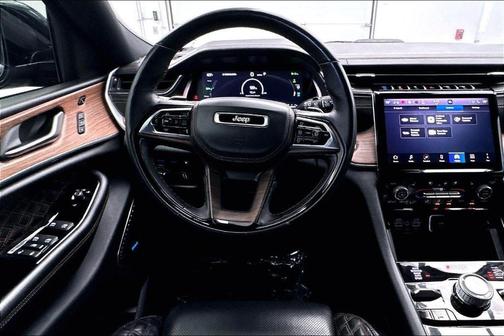 Diamond Black 2022 Jeep Grand Cherokee 4xe Summit