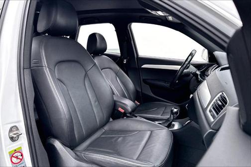 2015 Audi Q3 2.0T Prestige