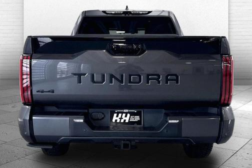 2023 Toyota Tundra Hybrid Platinum