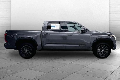 2023 Toyota Tundra Hybrid Platinum