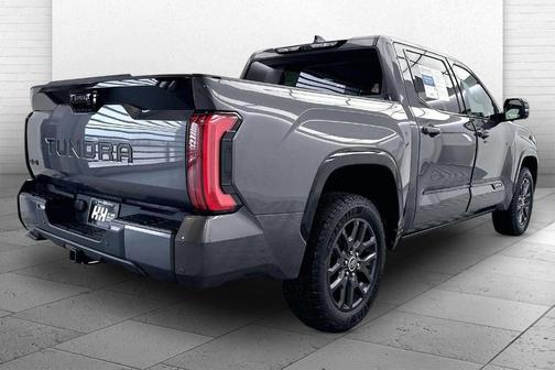 2023 Toyota Tundra Hybrid Platinum